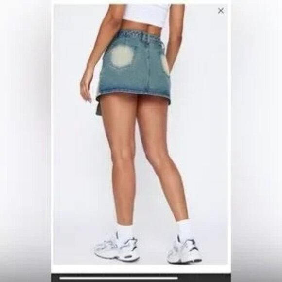 Pretty Little Things Women's Asymmetric Micro Mini Skirt Indigo Vintage Size 10 - Picture 2 of 7